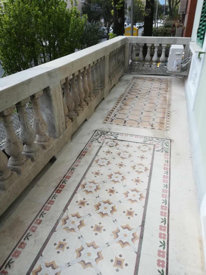 Agli Oleandri Appartamento In Villa Con Con Parcheggio Gorizia Luaran gambar